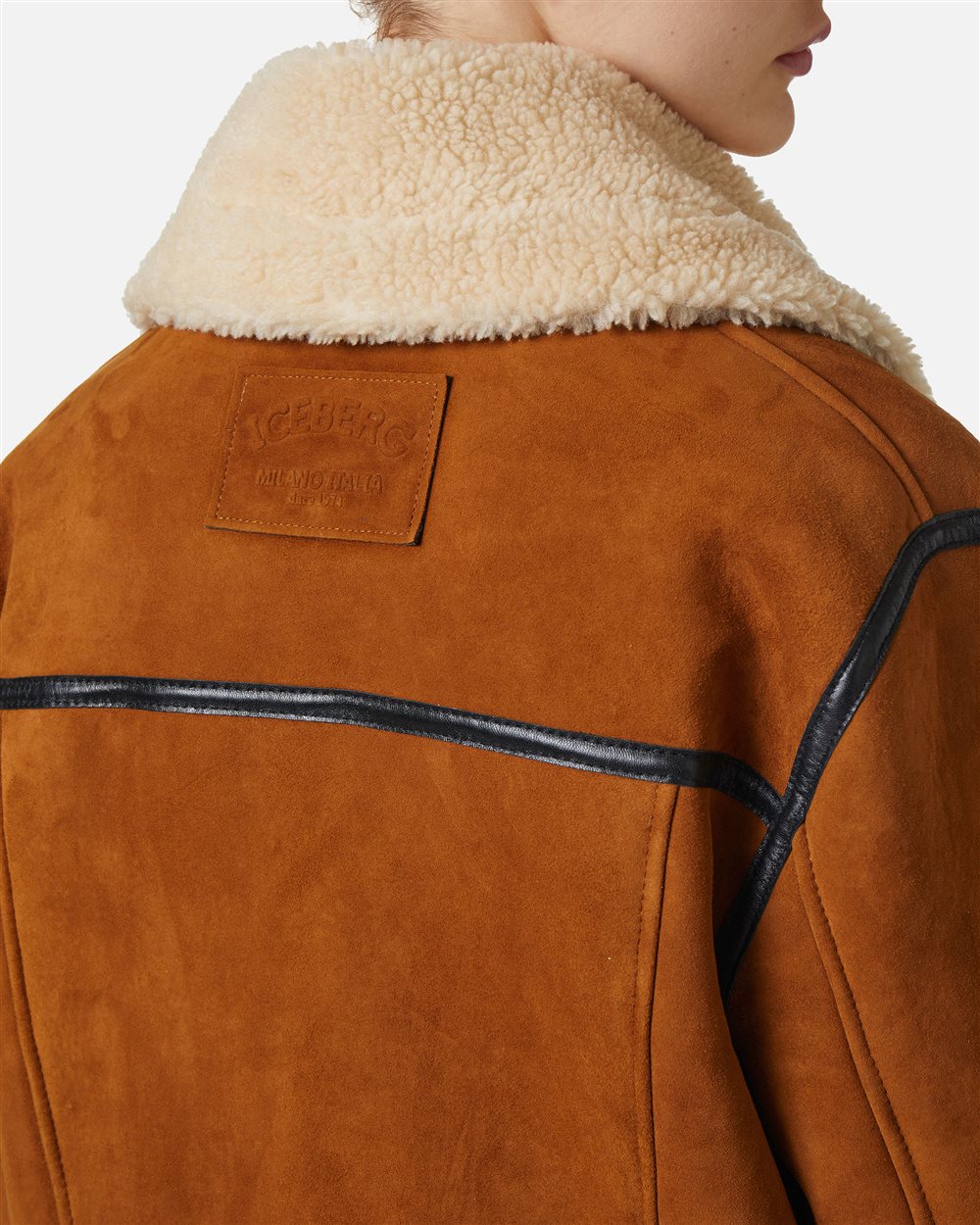 Chaqueta oversize ante marrón