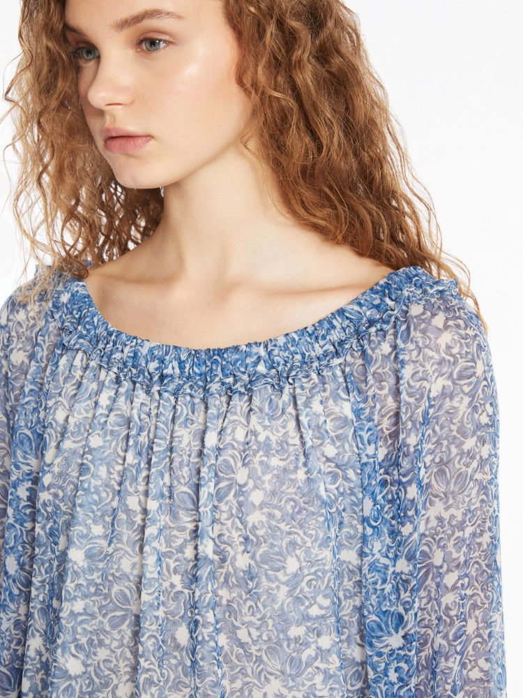 Vestido de georgette con fantasía