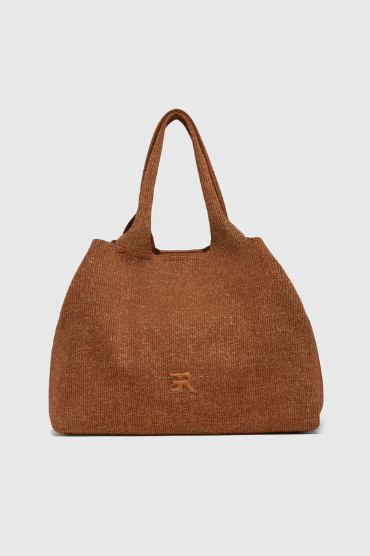 BOLSO TOTE DE PUNTO CON HILO DORADO Y POCHETTE DESMONTABLE