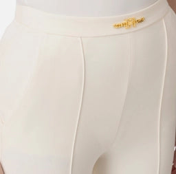 Pantalón recto de tejido técnico bielástico con corchete