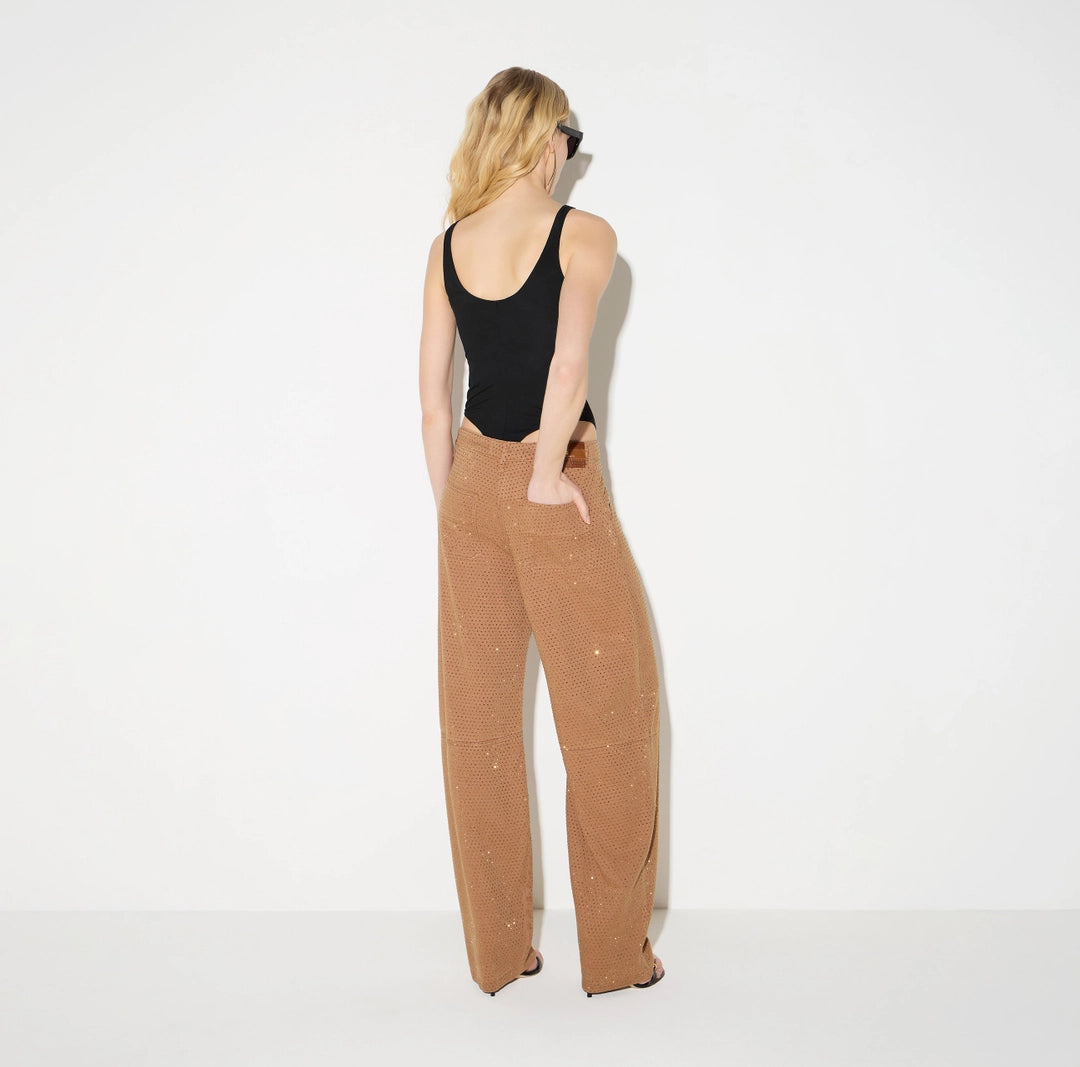 Pantalón denim de línea globo con estrás