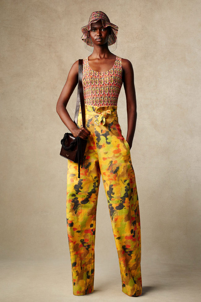 Top largo de tul floral
