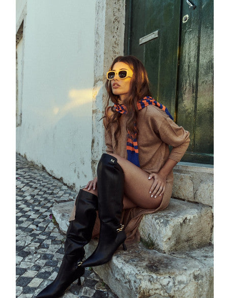 Jersey largo cuello alto con apertura Maite by Lola Casademunt