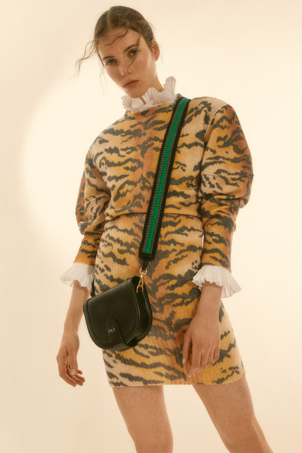 VESTIDO CORTO DE LANA DE TIGRE