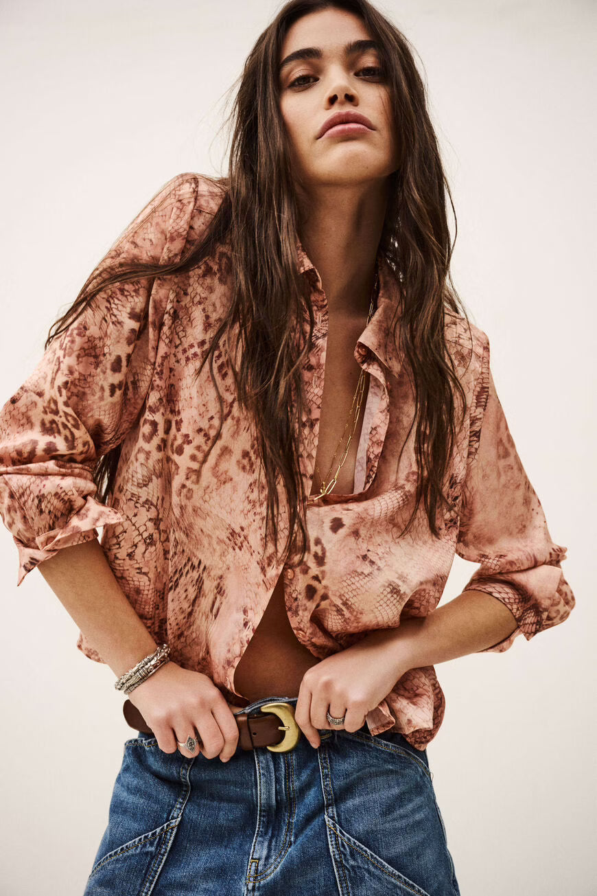 Cornelia camisa-rosa