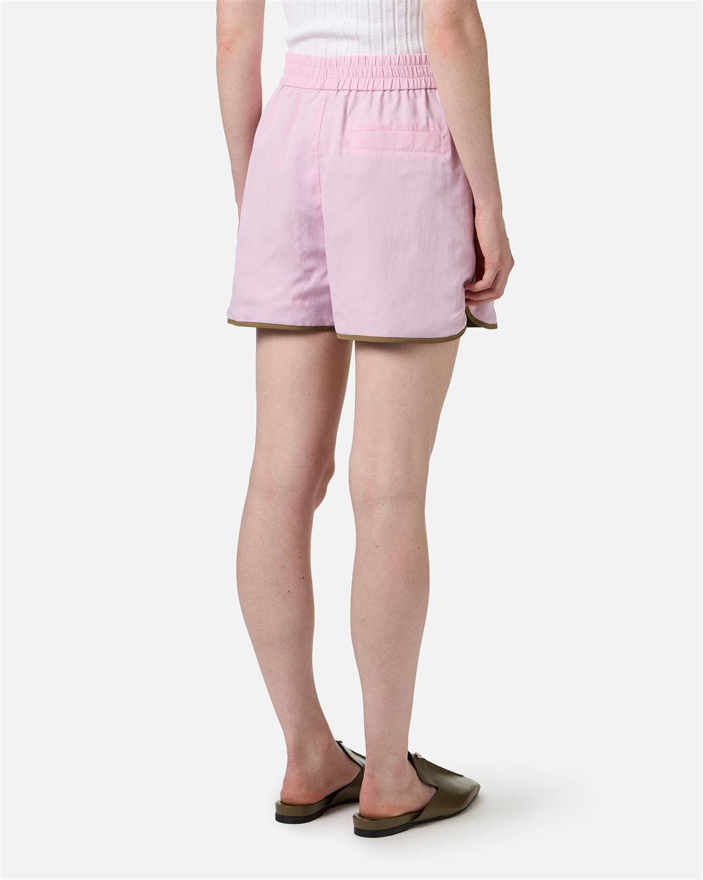 Bermudas rosas con logo en tejido técnico