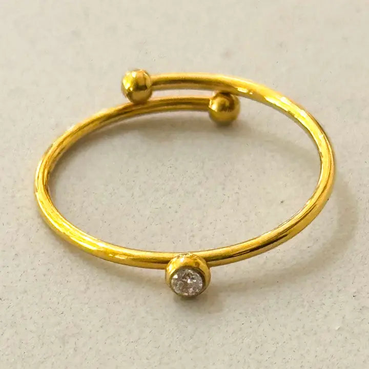 Anillo Minimalista de Piedra con Circonita Blanca