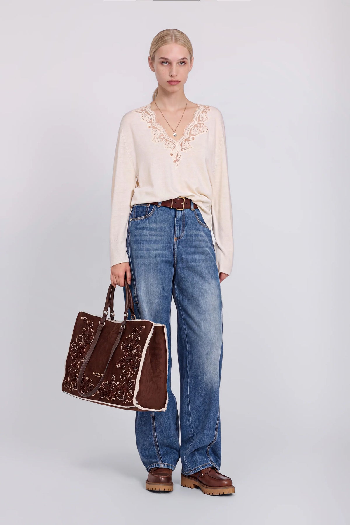 Shopping Bag grande de ante con bordado