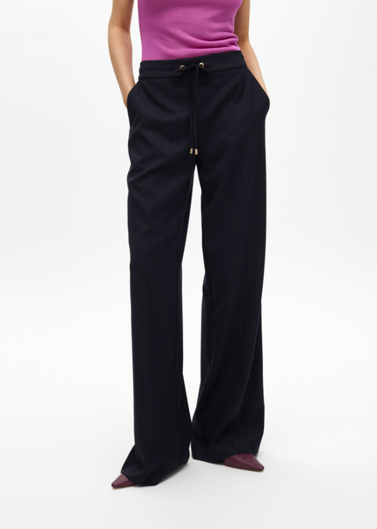 Pantalón Recto con Goma Raya Diplomática
