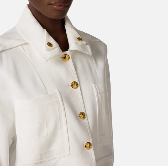 Abrigo caban de gabardina con botones joya
