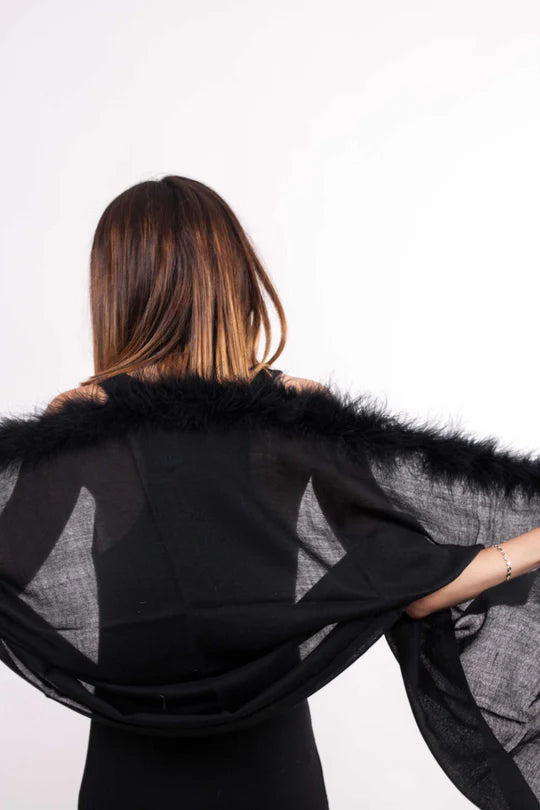 chal fiesta lana plumas