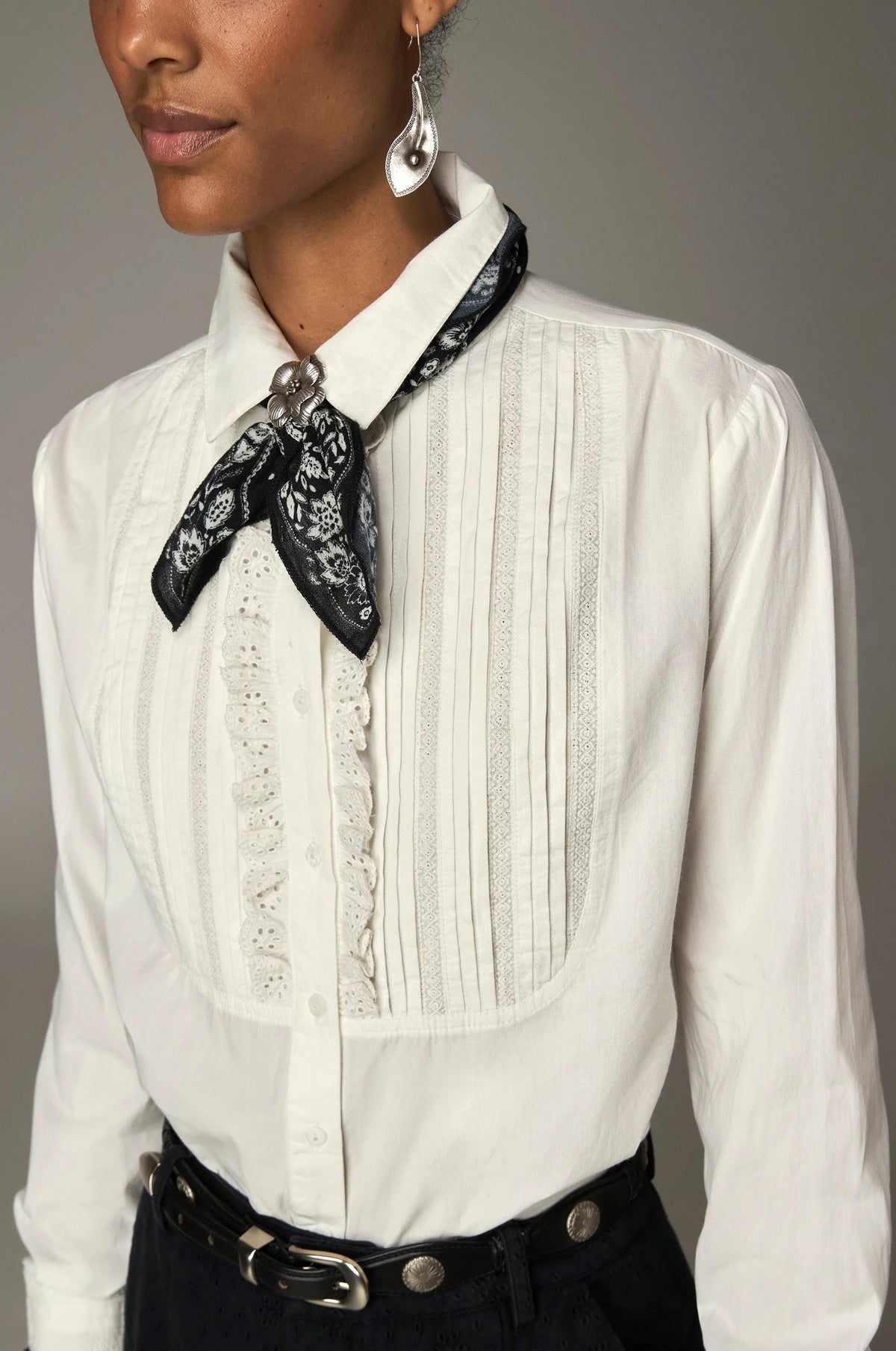 MANOLITO-camisa blanca