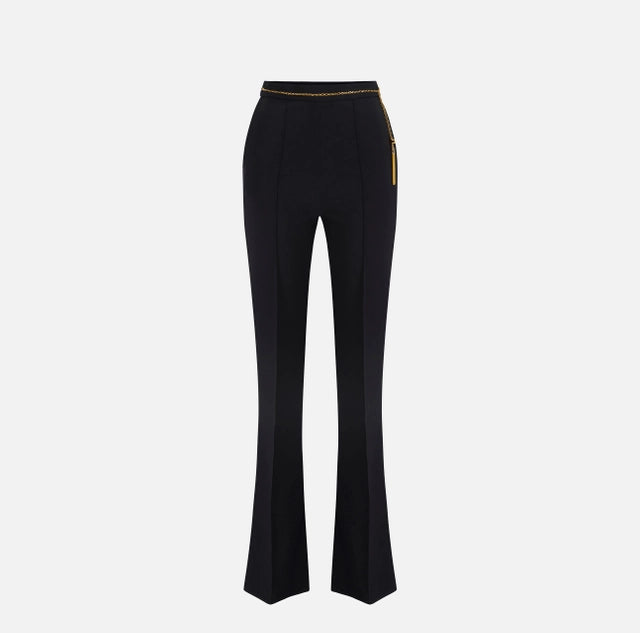 Pantalón de crepé ligero con cadena joya