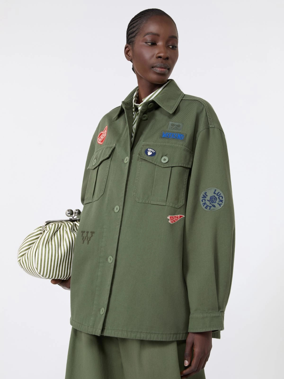 Chaqueta bordada kaki