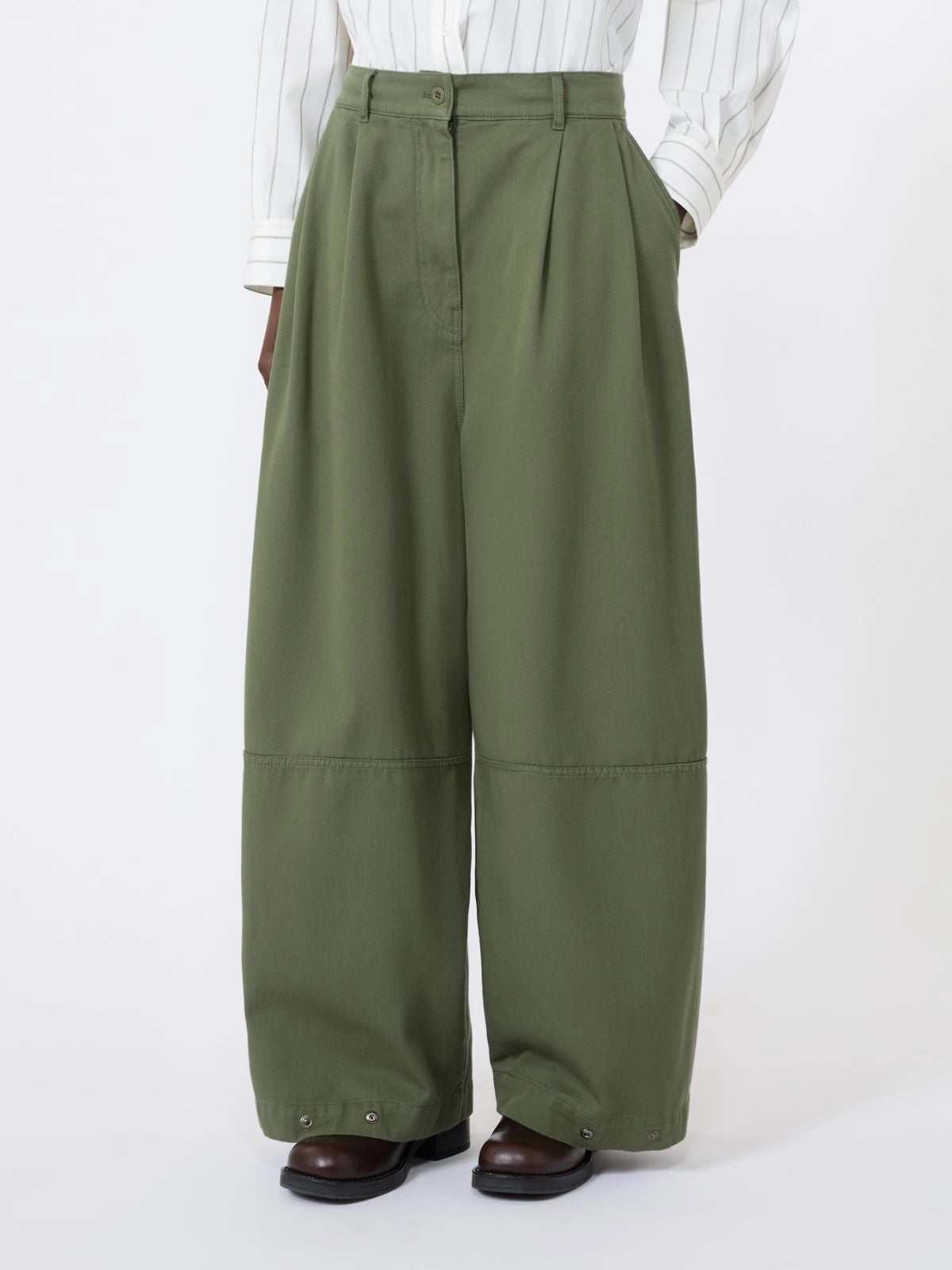 Pantalones kaki